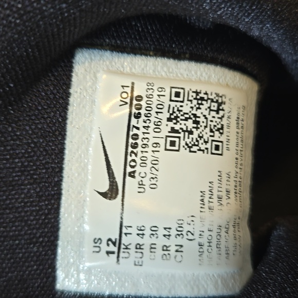 NIKE Paul George Basketball shoes University Red Black EUC * Mens Size 12 - Picture 6 of 6